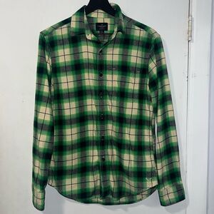 AMERICAN EAGLE Green Plaid Flannel Shirt-S